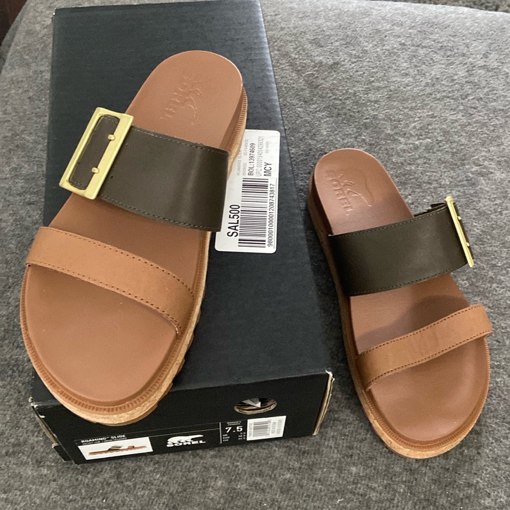 SOREL Roaming Slide with box. Color description is Velvet Tan